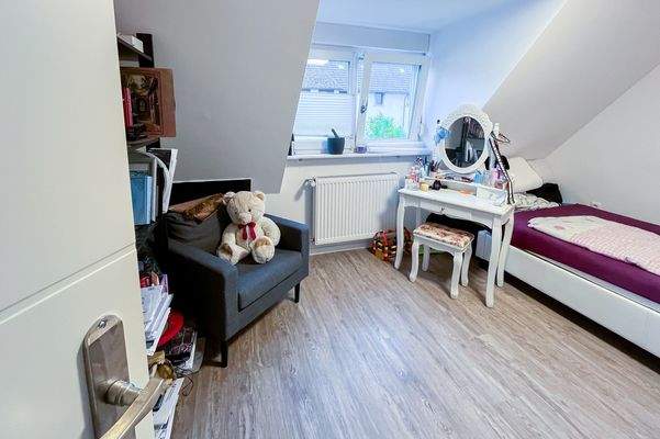 weiteres Kinderzimmer oder Büro