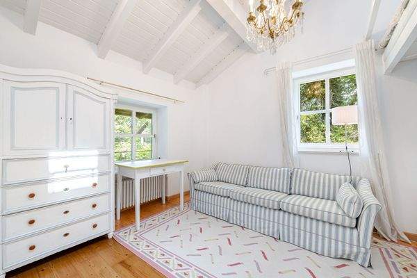 Gäste-/Arbeits-/Schlafzimmer 