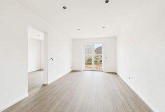 Wohnzimmer - KI-generiertes Bild aus Rohbauzustand! Abweichungen möglich!