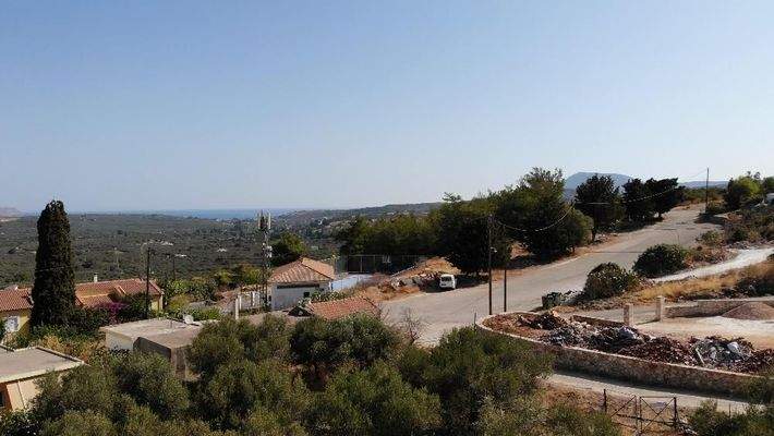 Kreta, Neo Chorio: Charmantes Baugrundstück mit Olivenbäumen und Panoramablick im Apokoronas zu verkaufen
