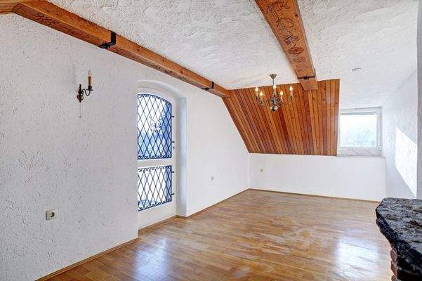 Großes Zimmer im DG