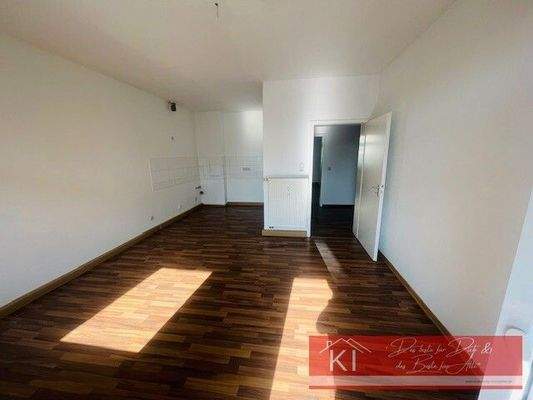 Wohnzimmer/ offene Küche