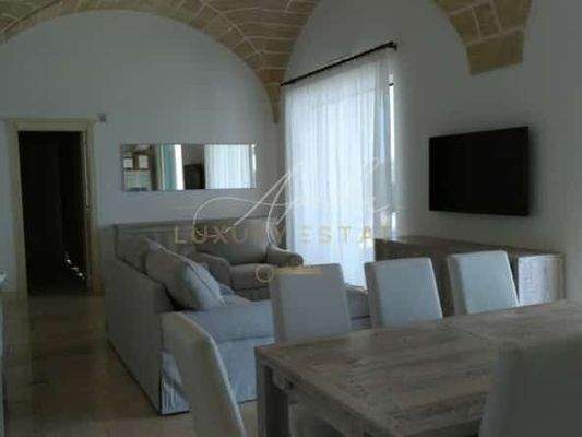 charakteristische Villa mit Pool in Santa Maria di Leuca