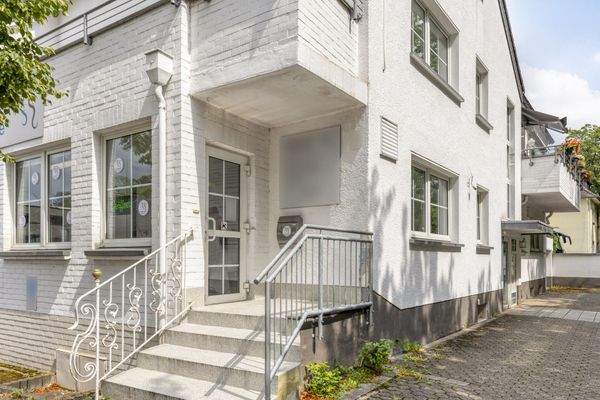 0158_Gewerbe_1_Eingang