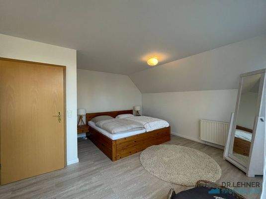 Dachgeschoss Zimmer 1