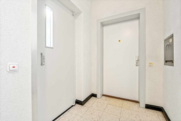 Fahrstuhl / Wohnungseingang