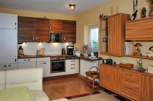 Wohnraum mit Küche UG