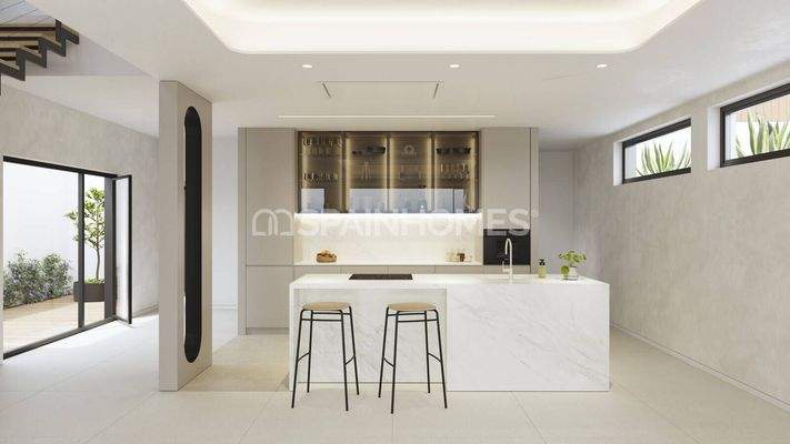 Golf Properties with Pool and Parking in Finestrat Alicante