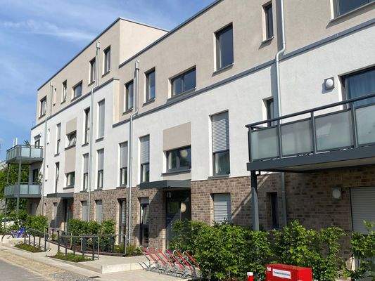 Sauerbruchstr. - Eingangsseite