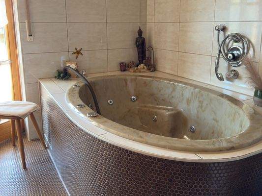 Whirlpool im Kellergeschoss
