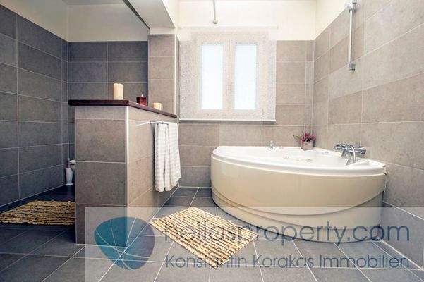 9-2 Master Bedroom - Μπάνιο