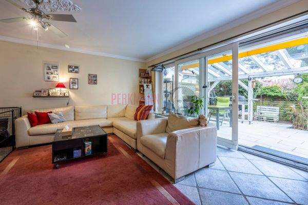 Zugang zur überdachten Terrasse