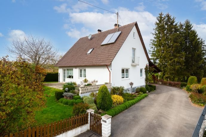 Schönes Einfamilienhaus in attraktiver Lage und herrlichem Ausblick