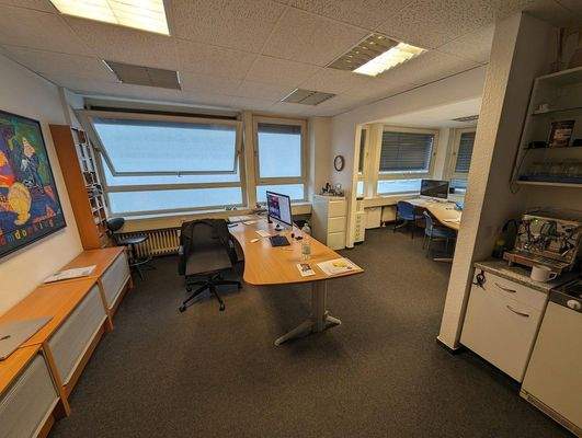 Büro 1 Bild 2