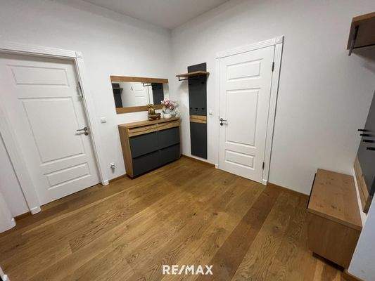 Eingangsbereich mit Gaderobe