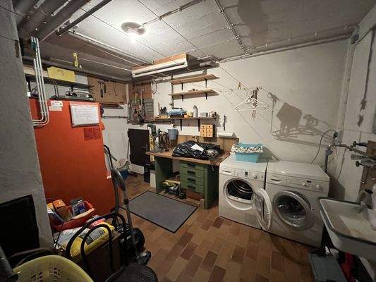Waschküche/Heizraum/Werkstatt UH