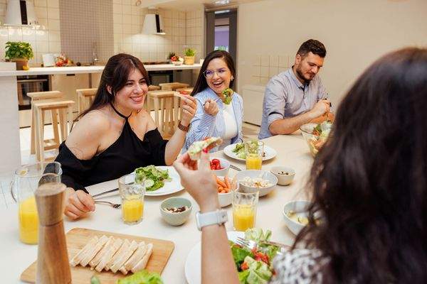 THE FIZZ Hannover Kitchen 14.jpg