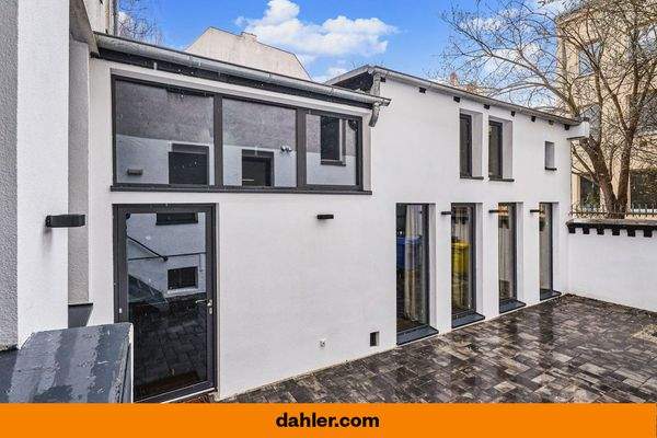 Remise Kaiserin-Augusta-Strasse 80