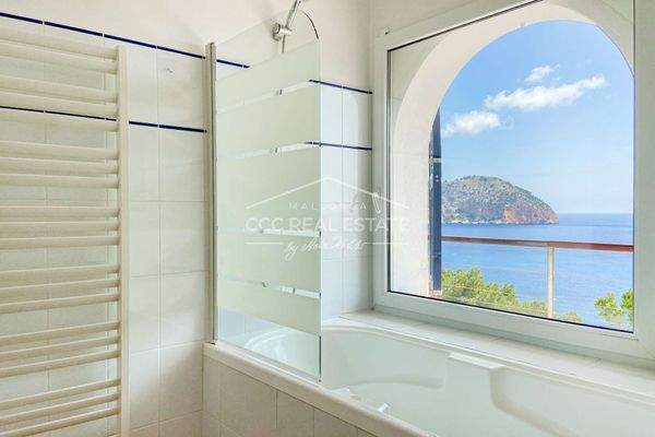 Badewanne und Meerblick