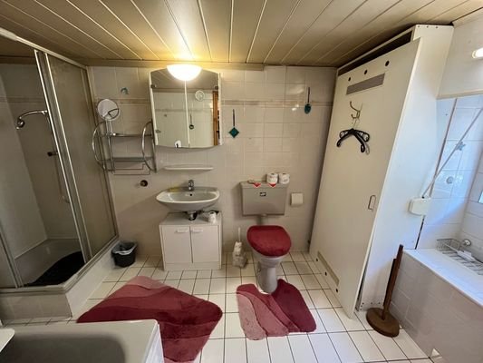 Badezimmer KG