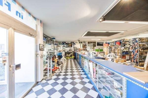 Eingang Verkaufsraum