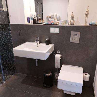 Bad 2.OG mit Zugang zur Sauna