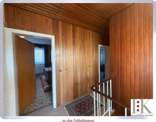...zu den Schlafräumen 