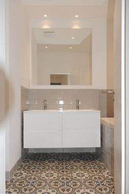 FE 19, WE 6,2_OG, Bad 1