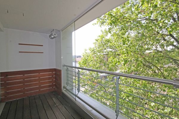 Gemütlicher Balkon Sichtgeschütz