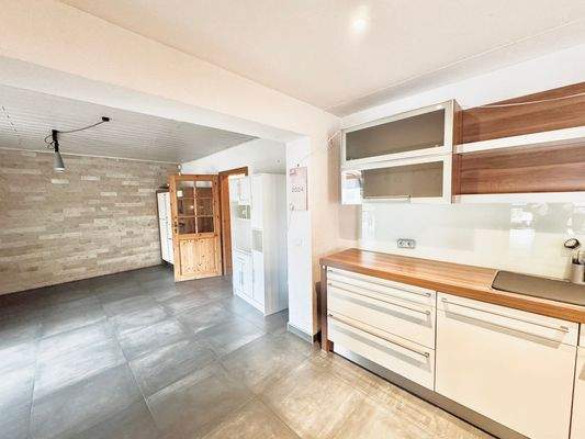 Küche und Essbereich