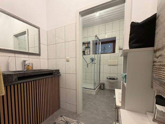 Badezimmer Untergeschoss