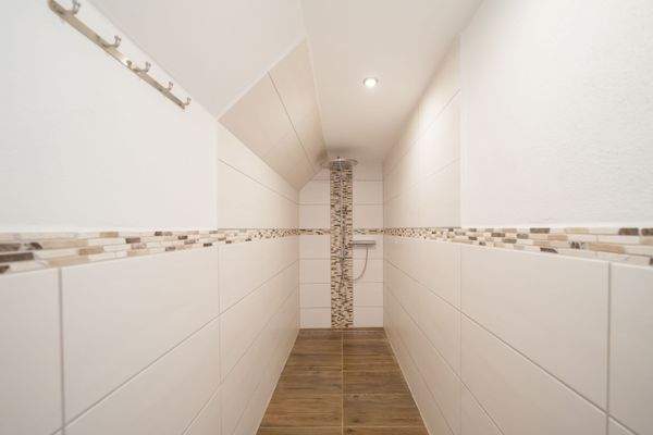 Wohnung I Bodengleiche Dusche