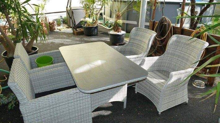 gemütliche Sitzecke im Garten