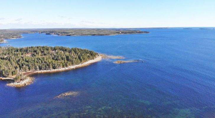 Nova Scotia - Grover?s Point - Wunderschönes Uferg
