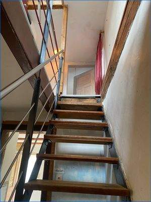 Treppe ins 1. Obergeschoß