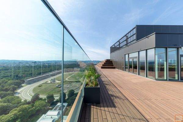 Dachterrasse_Trabrennbahn_Fitness-Studio