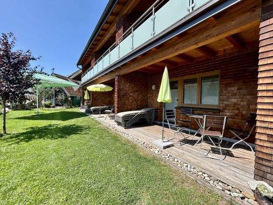 Impression Außenbereich Balkone Zimmer Gartengeschoss