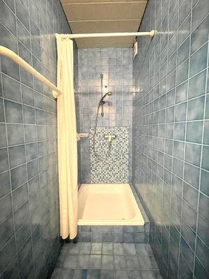 UG - Atelier Dusche.jpg