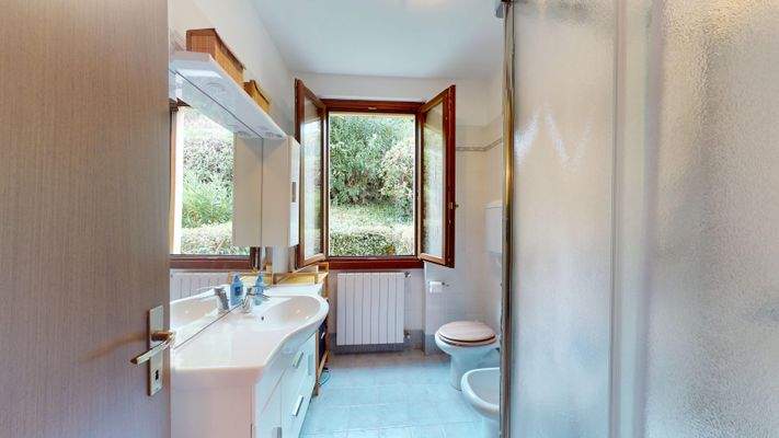 NA-072-9-Appartamento-arredato-con-corte-esclusiva