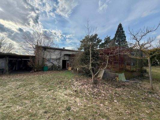 Nebengebäude (Vögel)