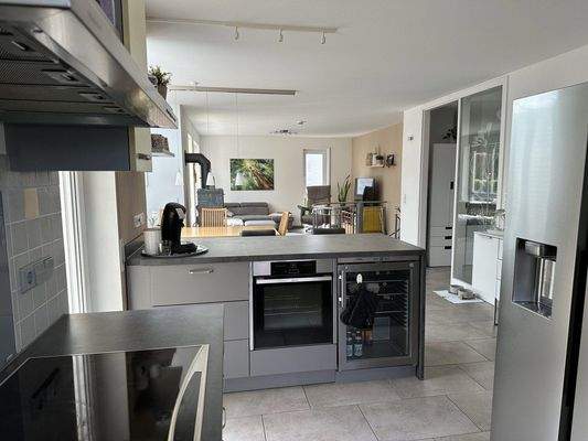 Küche, Ess- und Wohnbereich EG