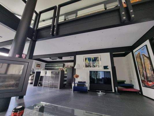 Wohnbereich mit Kamin