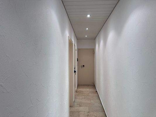 Kellerräume, Stahltüren