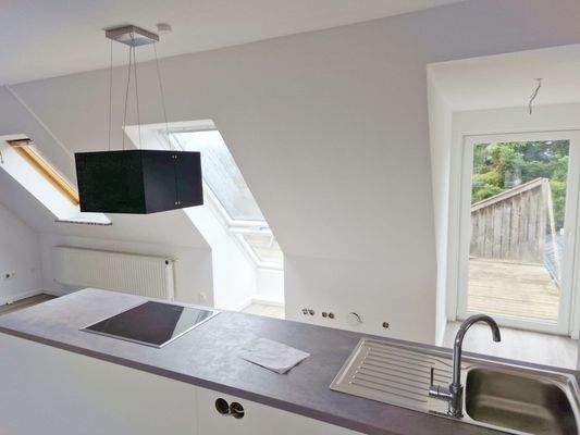 Dachgeschoss rechts - Blick zum Balkon