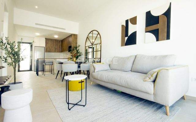Apartments with Communal Amenities in San Fulgencio, Alicante