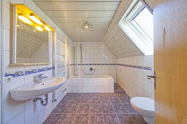 Badezimmer Dachgeschoss
