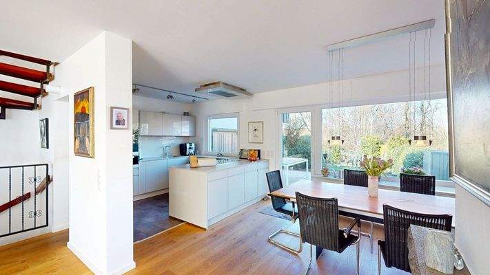 Offener Küchen-Essbereich