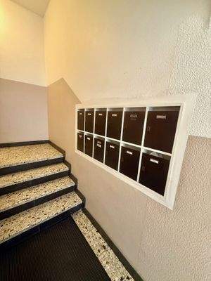 Treppenhaus Briefkästen