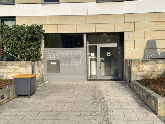 Eingangsbereich Hertha-Lindner-Straße 6