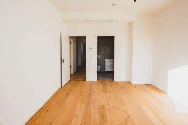 Schlafzimmer III mit Bad